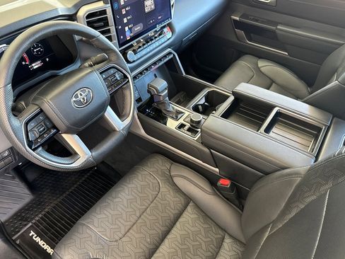 Used 2024 Toyota Tundra Limited image 9