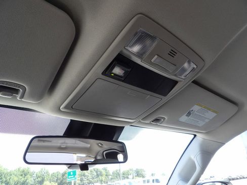 Used 2020 Toyota Tacoma SR image 24