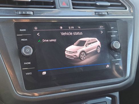 Used 2022 Volkswagen Tiguan SE image 21