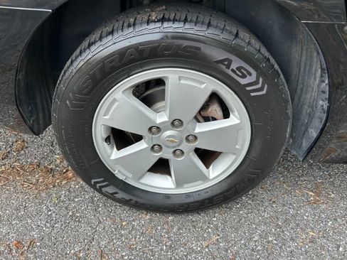 Used 2011 Chevrolet Impala LT FWD image 30