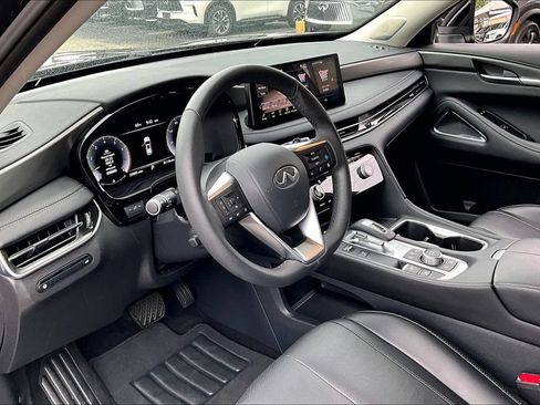 Certified 2025 INFINITI QX60 Luxe FWD image 17