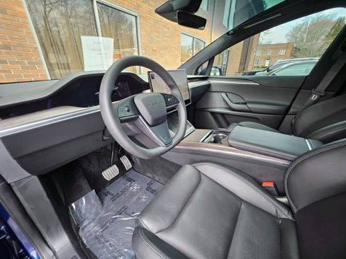 Used 2023 Tesla Model X AWD/4WD image 36