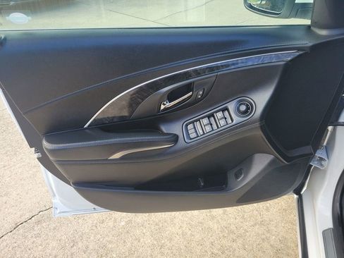 Used 2016 Buick LaCrosse Leather image 13
