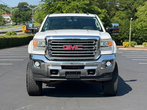 Used 2016 GMC Sierra 2500 SLT w/ Duramax Plus Package AWD/4WD image 3
