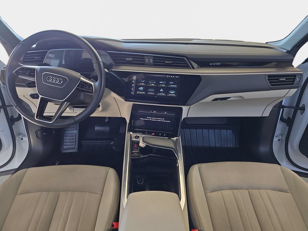 Used 2024 Audi Q8 e-tron Premium Plus w/ Premium Plus Package AWD/4WD image 10