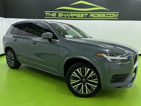 Used 2020 Volvo XC90 T6 Momentum w/ Protection Package Premier AWD/4WD image 1
