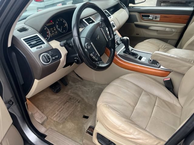 Used 2010 Land Rover Range Rover Sport HSE LUX AWD/4WD image 8