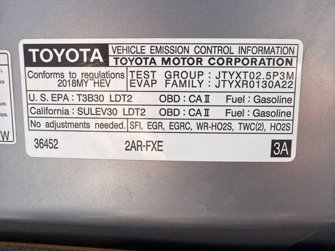 Used 2018 Toyota RAV4 XLE AWD/4WD image 26