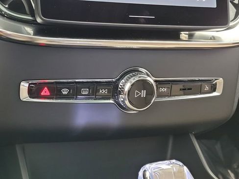 New 2026 Volvo XC90 B6 Ultra w/ Protection Package image 16