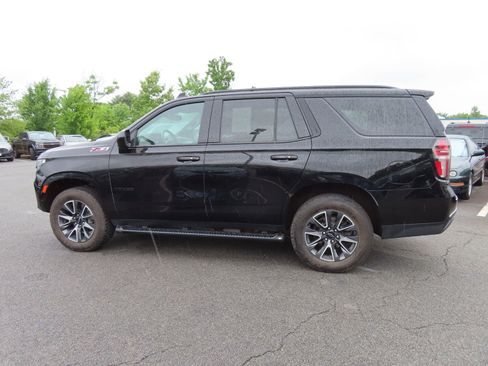 Used 2021 Chevrolet Tahoe Z71 w/ Rear Media and Nav Package AWD/4WD image 8