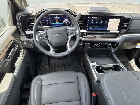 New 2026 Chevrolet Silverado 2500 LT w/ Trail Boss Package AWD/4WD image 10