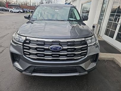 Used 2025 Ford Explorer Active