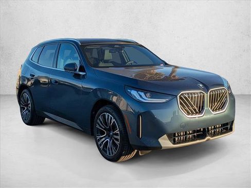 Certified 2025 BMW X3 xDrive30i w/ Convenience Package image 3