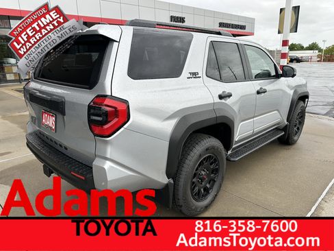 New 2026 Toyota 4Runner TRD Off-Road Premium AWD/4WD image 2