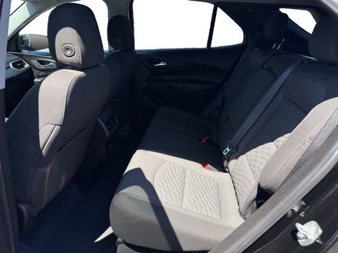 Used 2020 Chevrolet Equinox LT AWD/4WD image 16