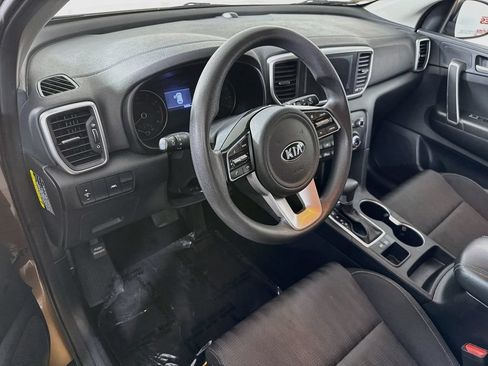 Used 2020 Kia Sportage LX FWD image 16