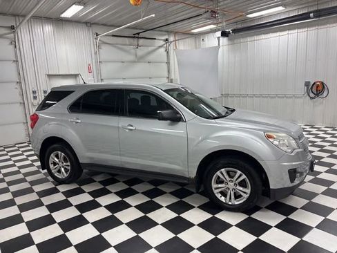 Used 2014 Chevrolet Equinox LS AWD/4WD image 3