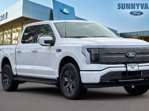 New 2025 Ford F150 Lightning Lariat image 8
