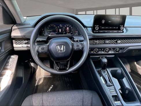 Certified 2025 Honda Accord SE image 8
