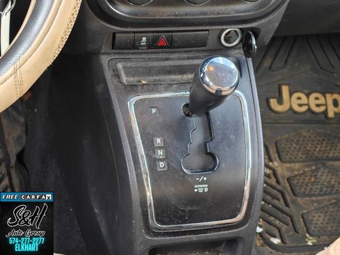 Used 2012 Jeep Compass Sport FWD image 8