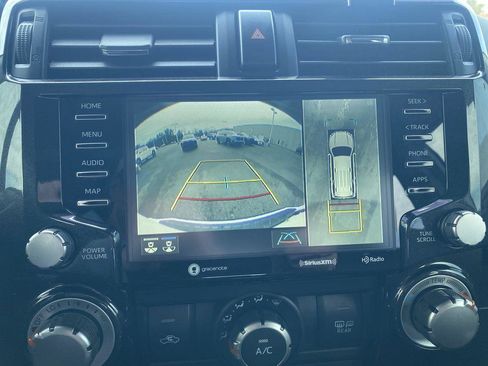 Used 2024 Toyota 4Runner TRD Off-Road Premium image 17