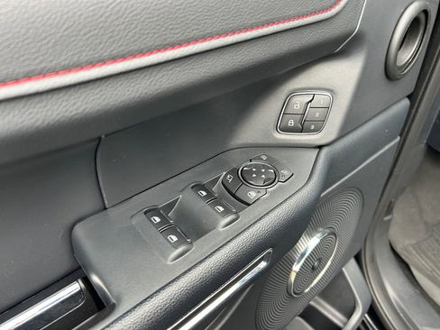 Used 2024 Ford Expedition Limited AWD/4WD image 22