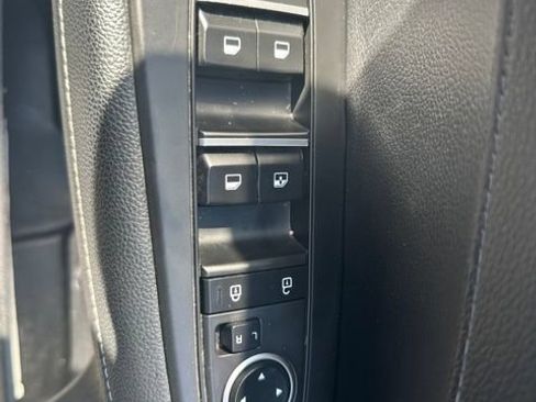 Used 2023 Kia Forte GT-Line FWD image 11