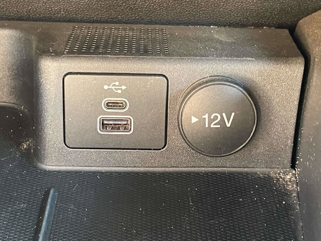 Certified 2025 Ford Escape SE FWD image 23