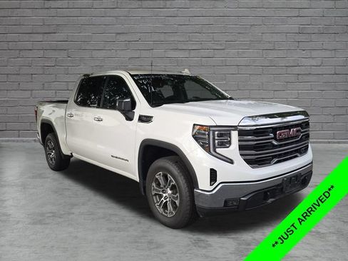 Used 2025 GMC Sierra 1500 SLT AWD/4WD image 1
