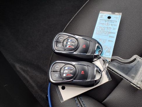 New 2026 Buick Envista Sport Touring image 10