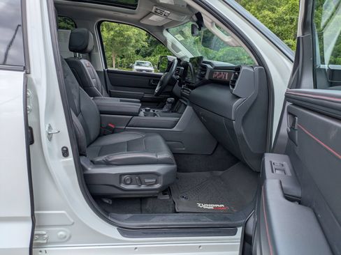 Used 2022 Toyota Tundra TRD Pro AWD/4WD image 39