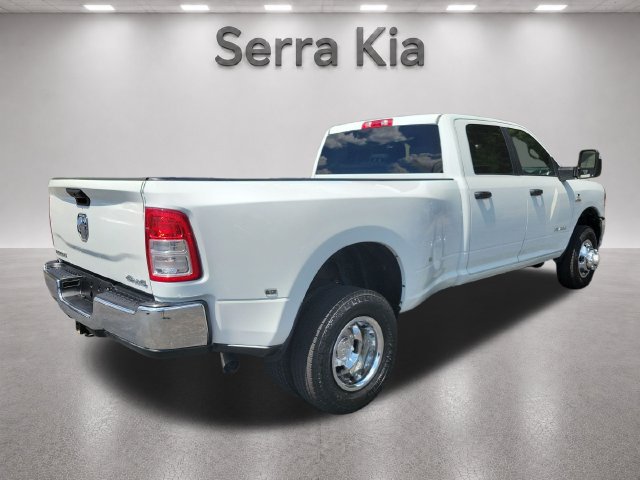 Used 2024 RAM 3500 Big Horn AWD/4WD image 5