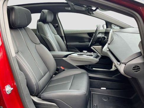 New 2026 Cadillac Optiq Sport 2 w/ LPO, Floor Liner Package image 30