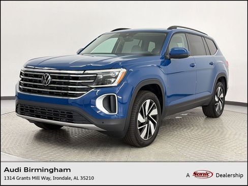 Used 2026 Volkswagen Atlas SE w/ Panoramic Sunroof Package FWD image 1