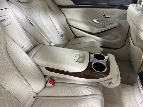 Used 2014 Mercedes-Benz S 550 Sedan image 18