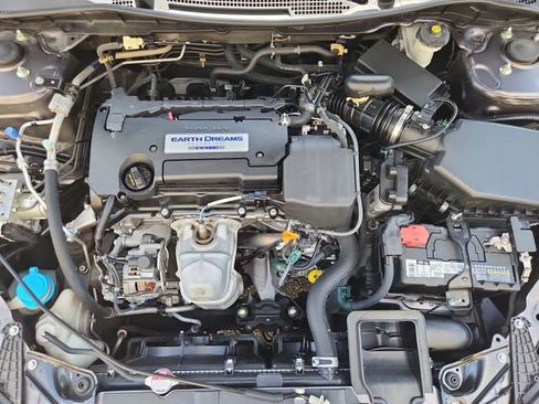 Used 2015 Honda Accord LX image 26