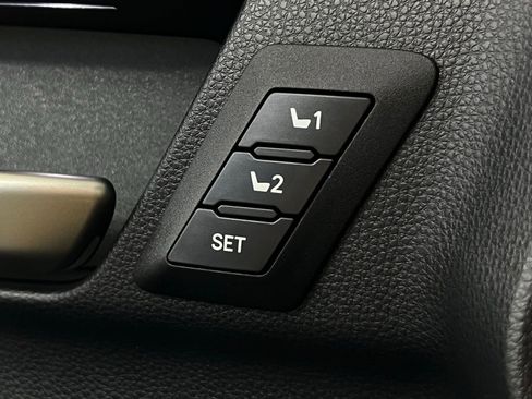 Certified 2025 Toyota 4Runner Limited image 15