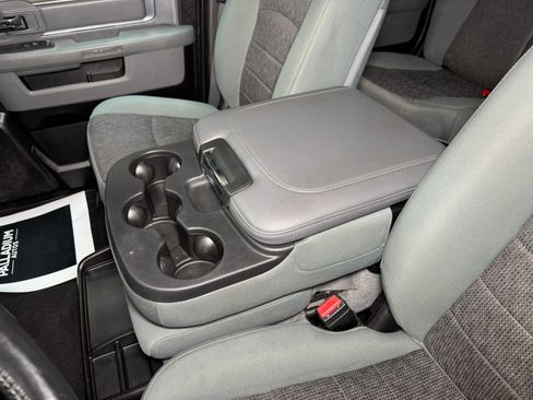 Used 2019 RAM 1500 Big Horn image 35