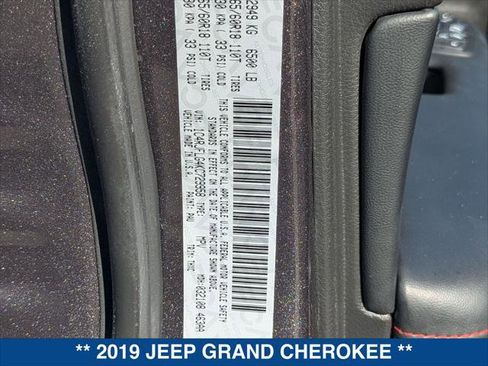 Used 2019 Jeep Grand Cherokee Trailhawk image 23