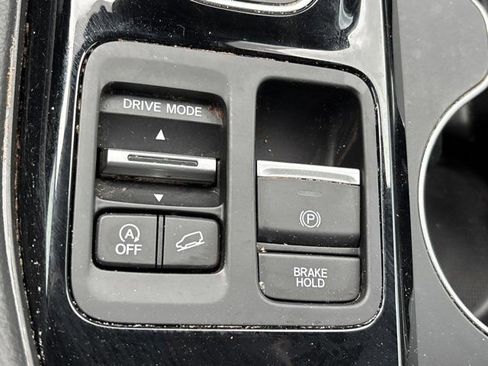 Used 2025 Honda Pilot Elite image 43