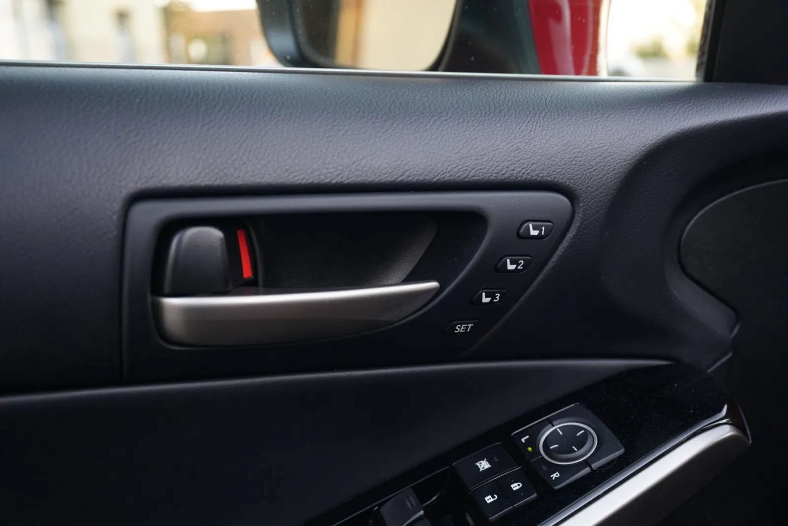 Used 2019 Lexus IS 300 AWD w/ Navigation Package image 18