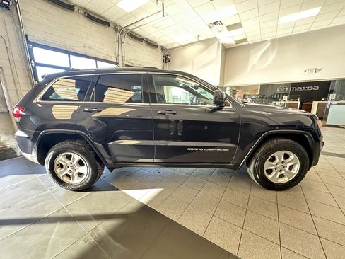 Used 2015 Jeep Grand Cherokee Laredo w/ Quick Order Package 23E image 11