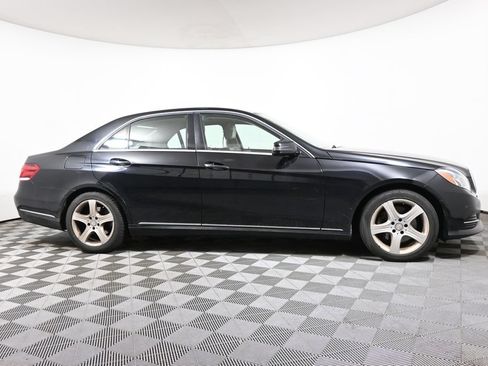 Used 2014 Mercedes-Benz E 350 4MATIC Sedan image 8