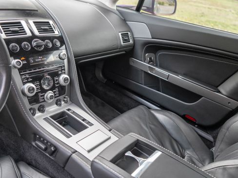 Used 2011 Aston Martin V8 Vantage N420 image 7