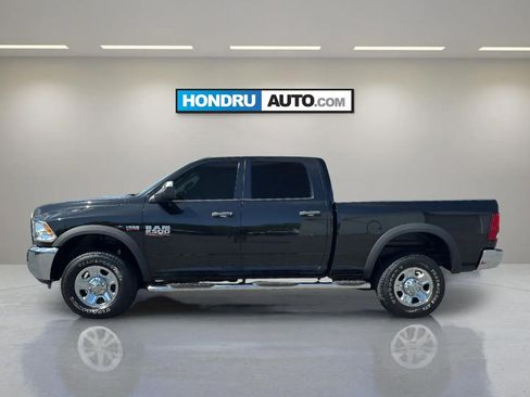 Used 2017 RAM 2500 Tradesman w/ Chrome Appearance Group image 5