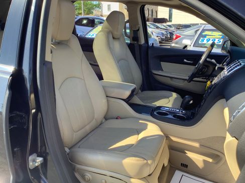 Used 2012 GMC Acadia Denali AWD/4WD image 16
