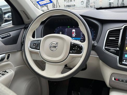 Used 2023 Volvo XC90 B5 Plus w/ Protection Package Premier image 13