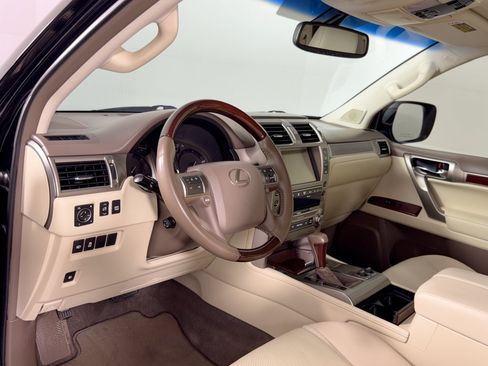 Used 2019 Lexus GX 460 Premium AWD/4WD image 4