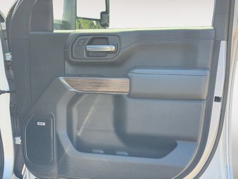 Certified 2021 Chevrolet Silverado 3500 High Country w/ Z71 Off-Road Package AWD/4WD image 25