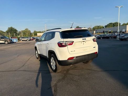 Used 2024 Jeep Compass Latitude AWD/4WD image 13